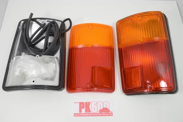 Jeu feux arrières complèts Fiat126 (1e série)