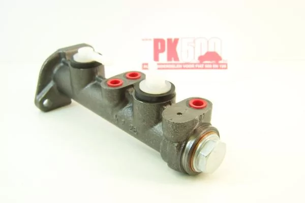 Hoofdremcilinder Fiat126