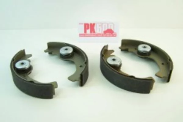 Jeu de machoires de freins Fiat500 - Fiat126 TRW