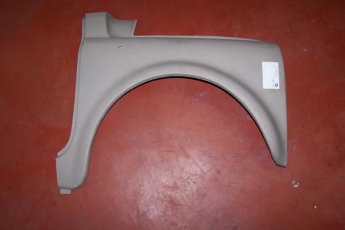 Aile avant droite Fiat500N